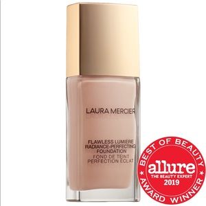 BNIB Laura Mercier Foundation - Beige